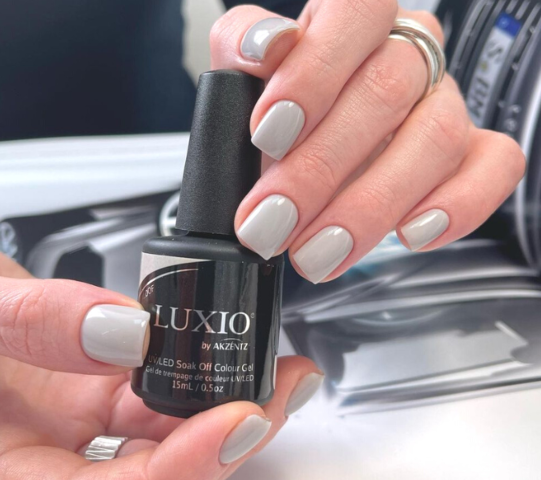 Гел лак Luxio Aloof 225