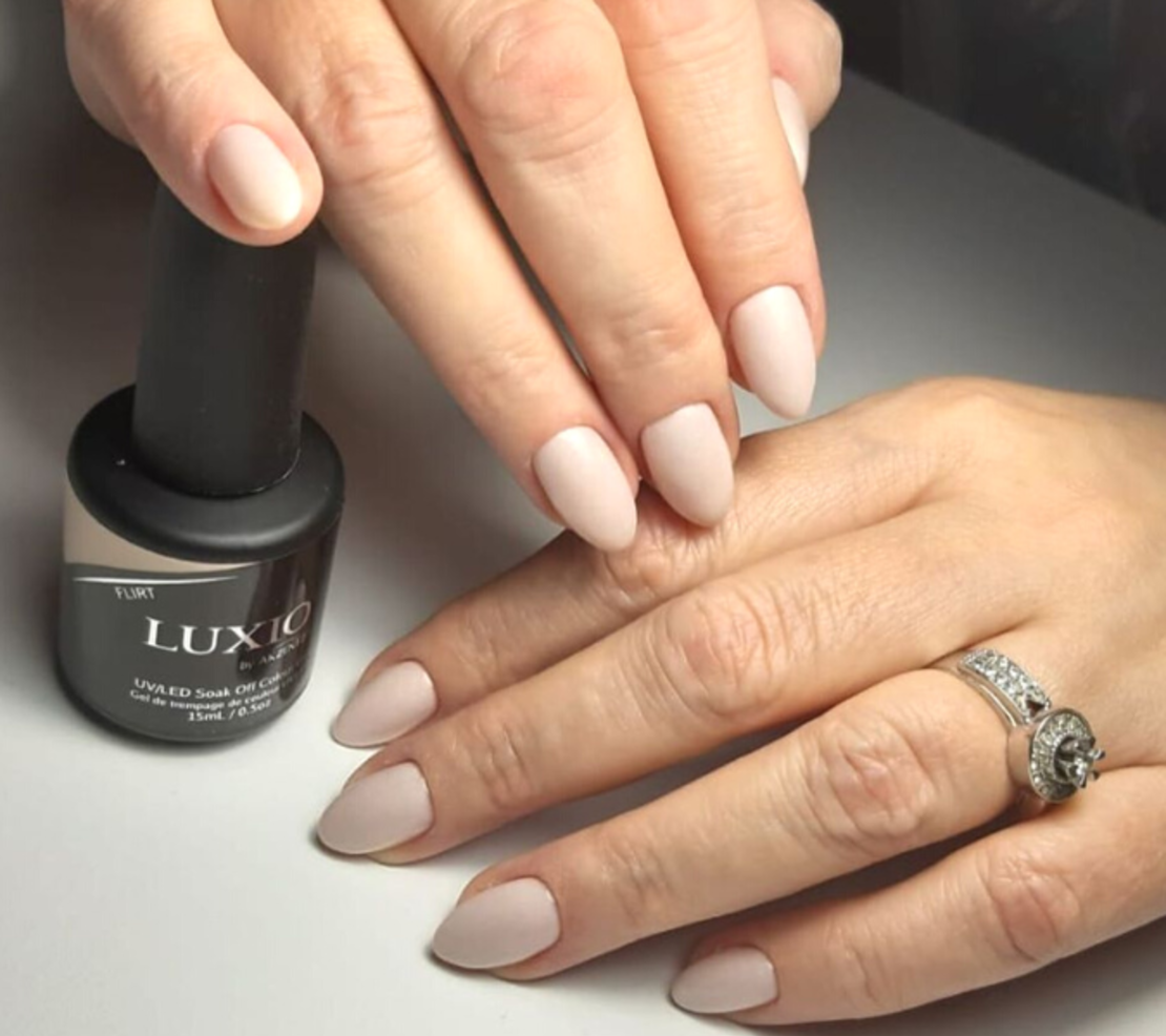 Гел лак Luxio Flirt 147