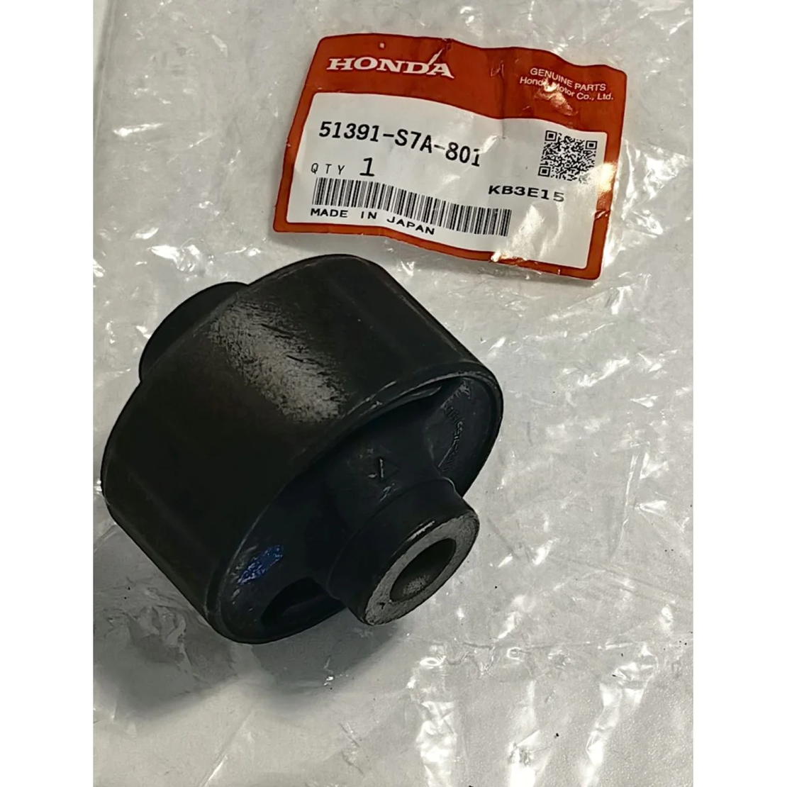 Тампон носач преден за ХОНДА ЦРВ 2 ФРВ HONDA CR-V 2 FR-V 51391S7A801 51391-S7A-801 OEM HONDA
