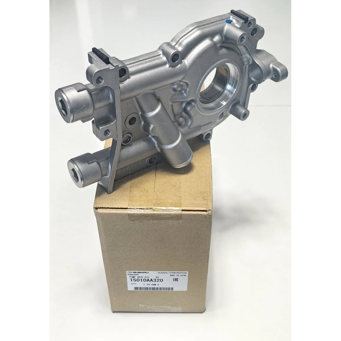 Маслена помпа за СУБАРУ ФОРЕСТЪР ИМПРЕЗА ЛЕГАСИ SUBARU FORESTER IMPREZA 15010AA320 15010-AA320 OEM SUBARU