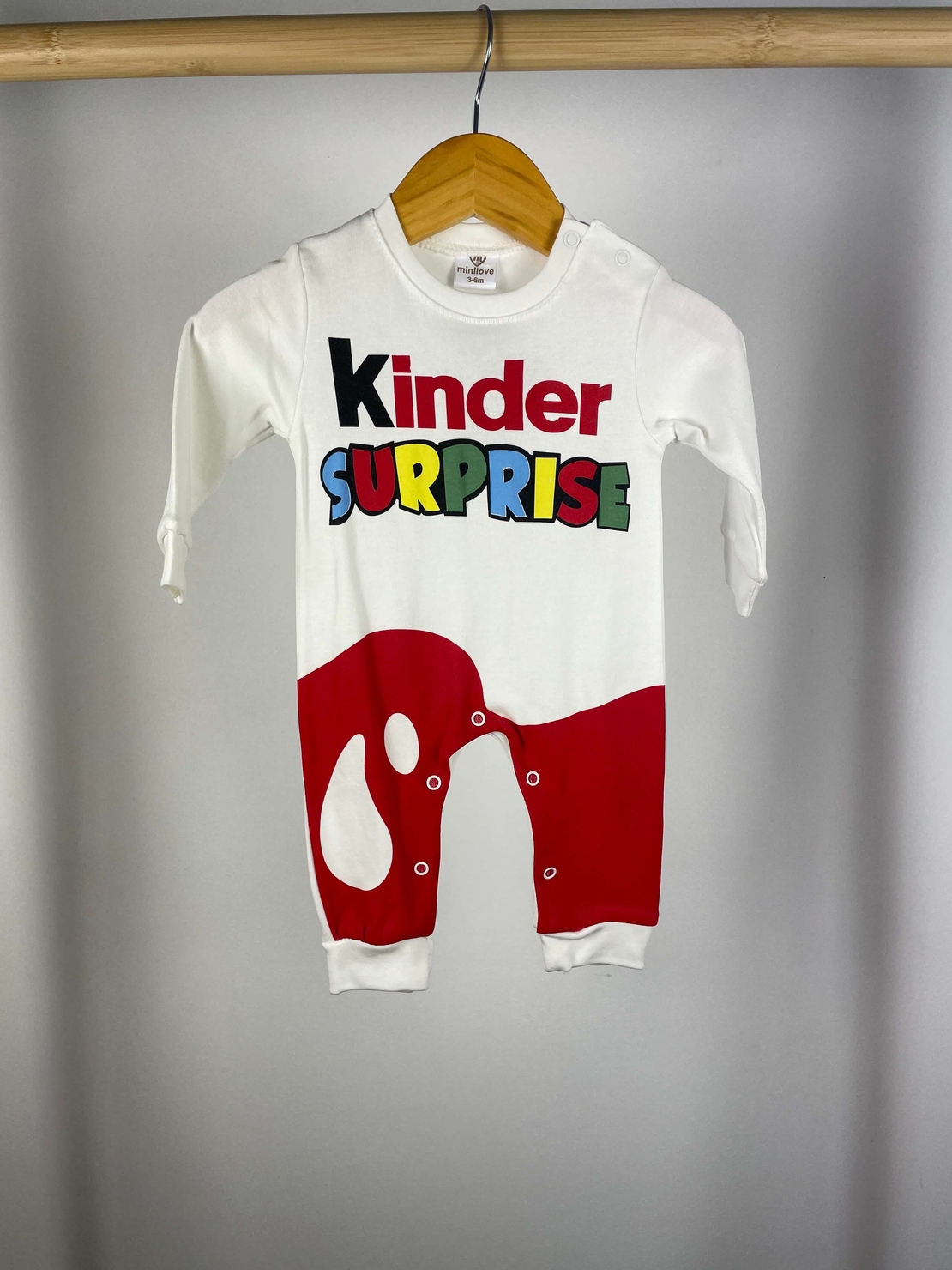 Baby romper 'Kinder surprise''