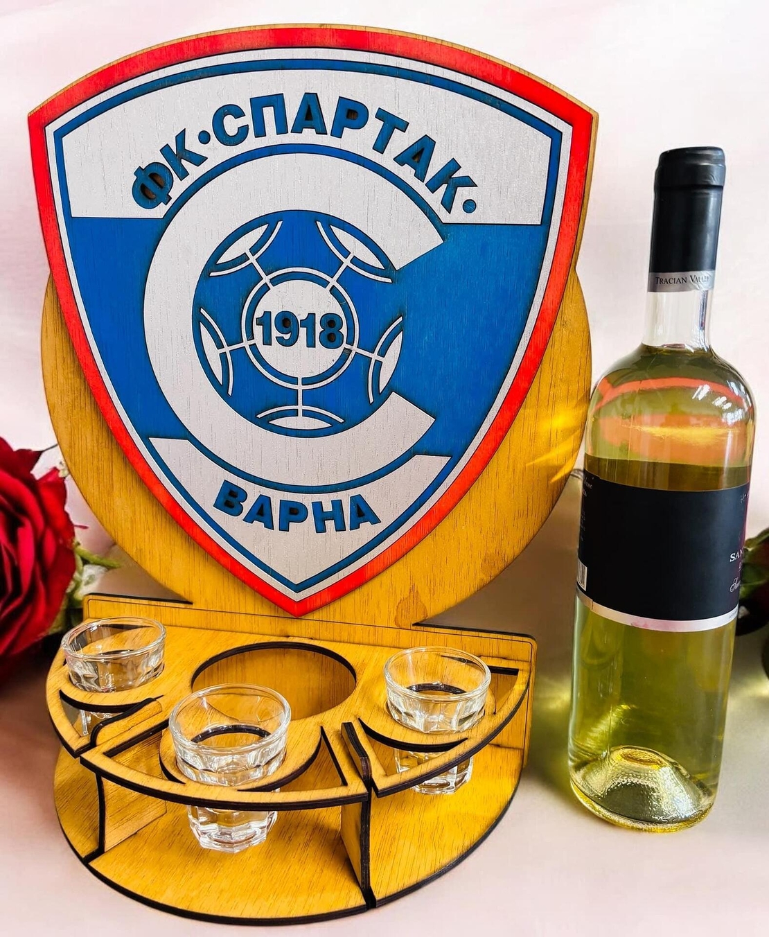 Тематичен дървен мини бар за бутилка алкохол - Спартак Варна