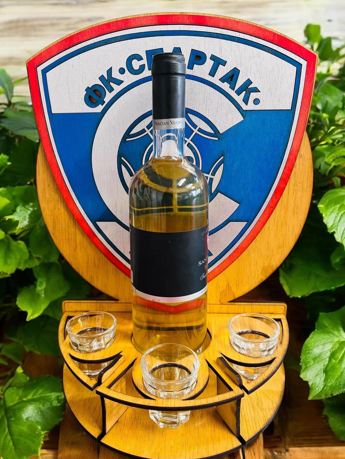 Тематичен дървен мини бар за бутилка алкохол - Спартак Варна