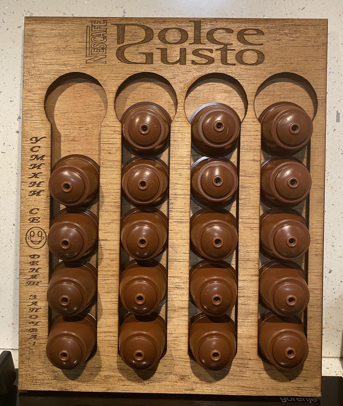ОРГАНАЙЗЕР ЗА  20бр. КАФЕ КАПСУЛИ 'DOLCE GUSTO'