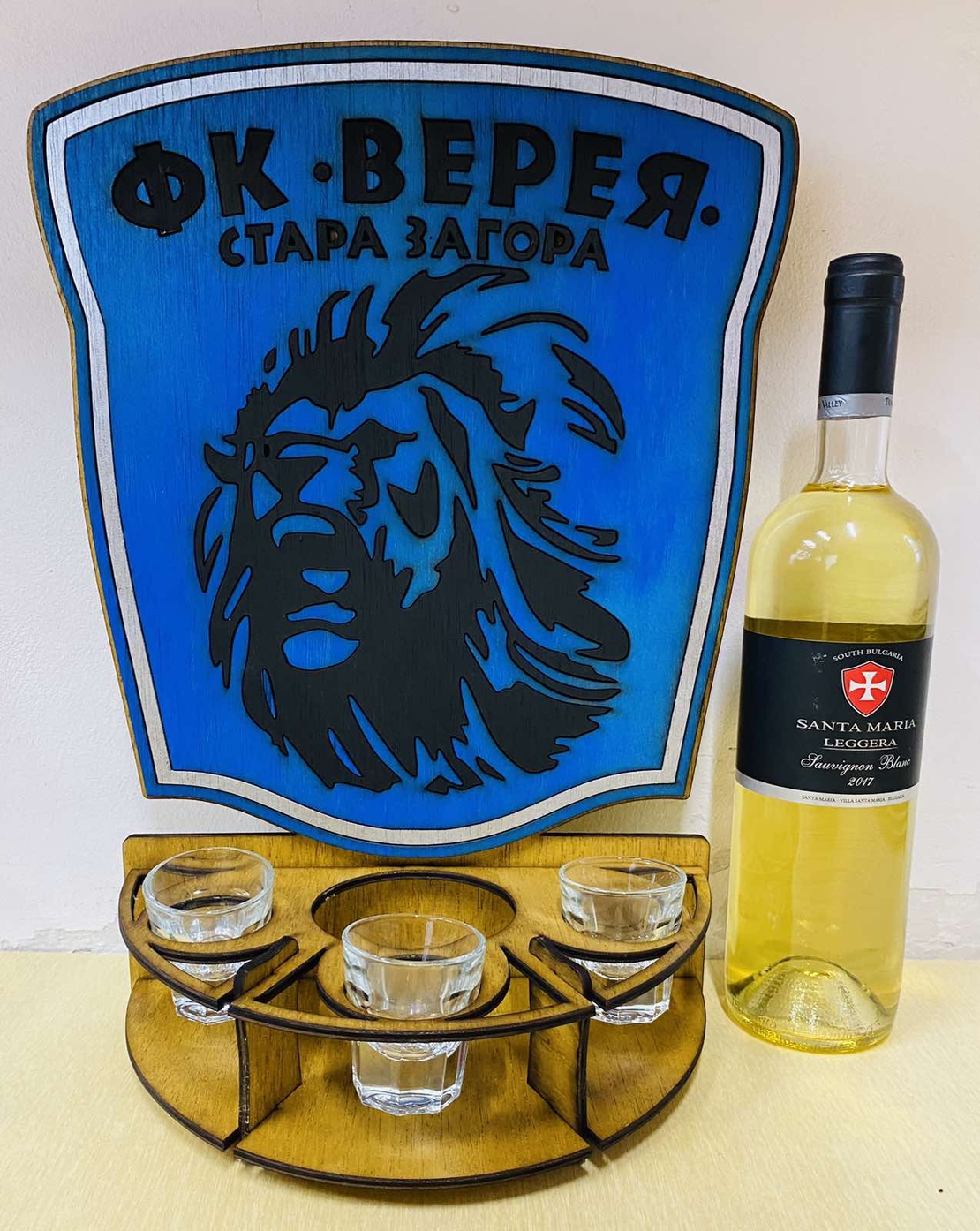 Тематичен мини бар за бутилка алкохол- Верея
