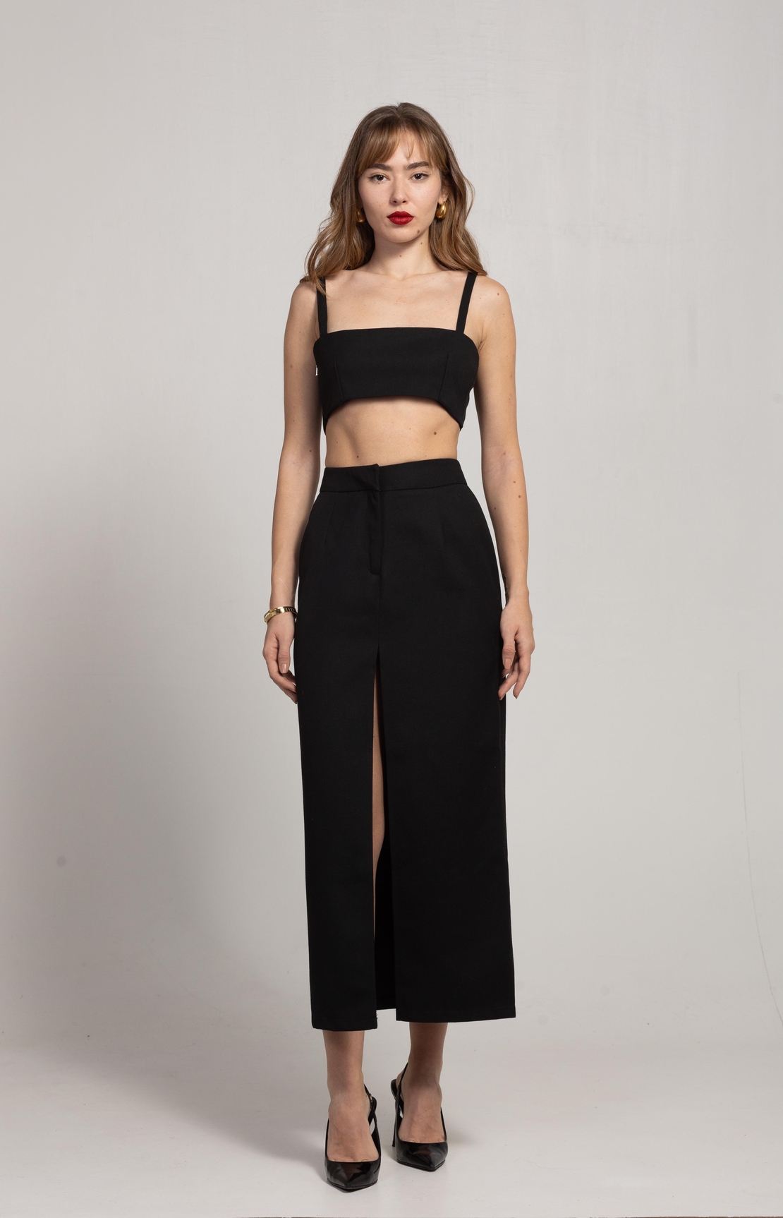 ALLA BLACK CROP TOP