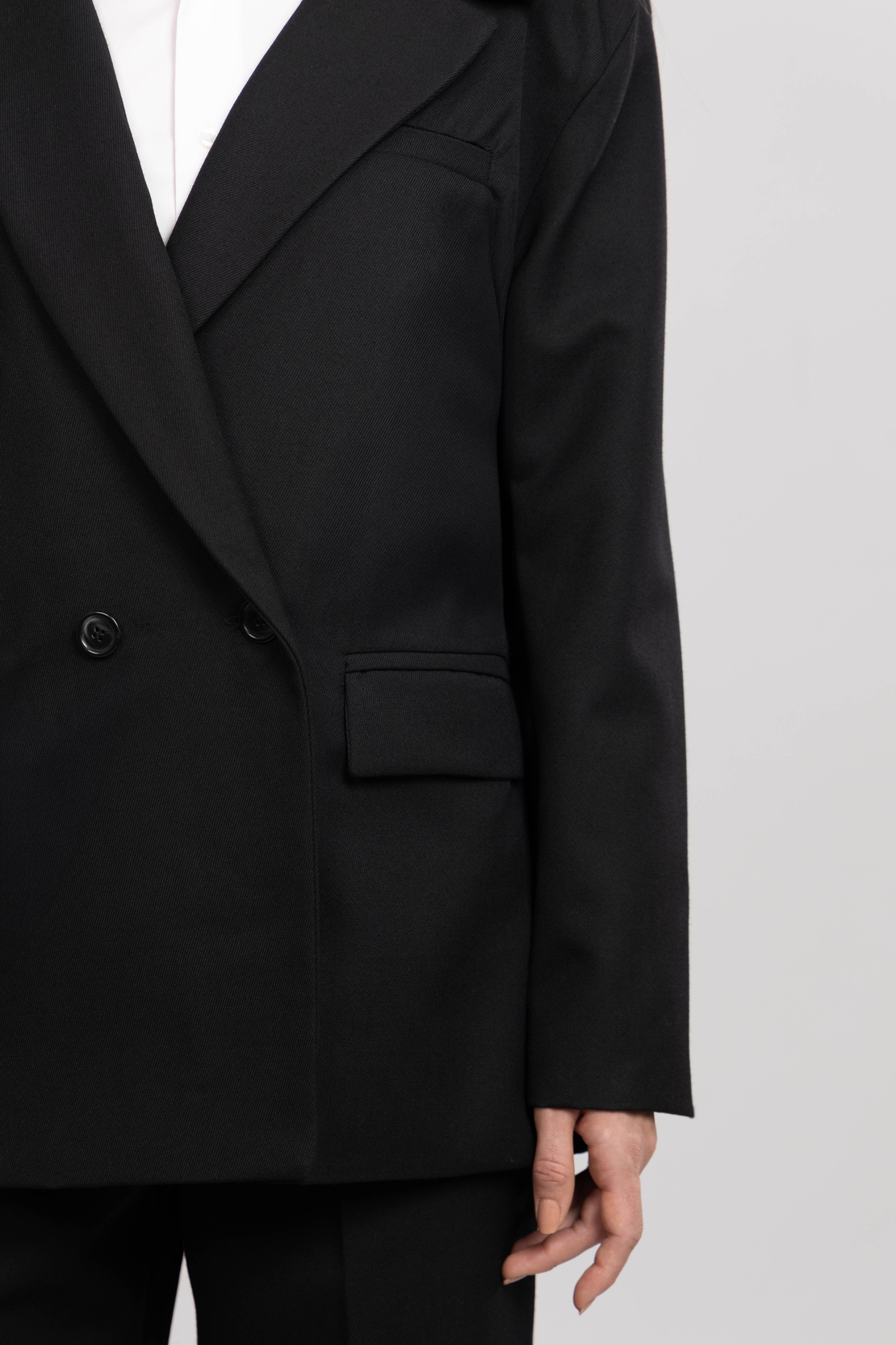 AMARA BLACK BLAZER