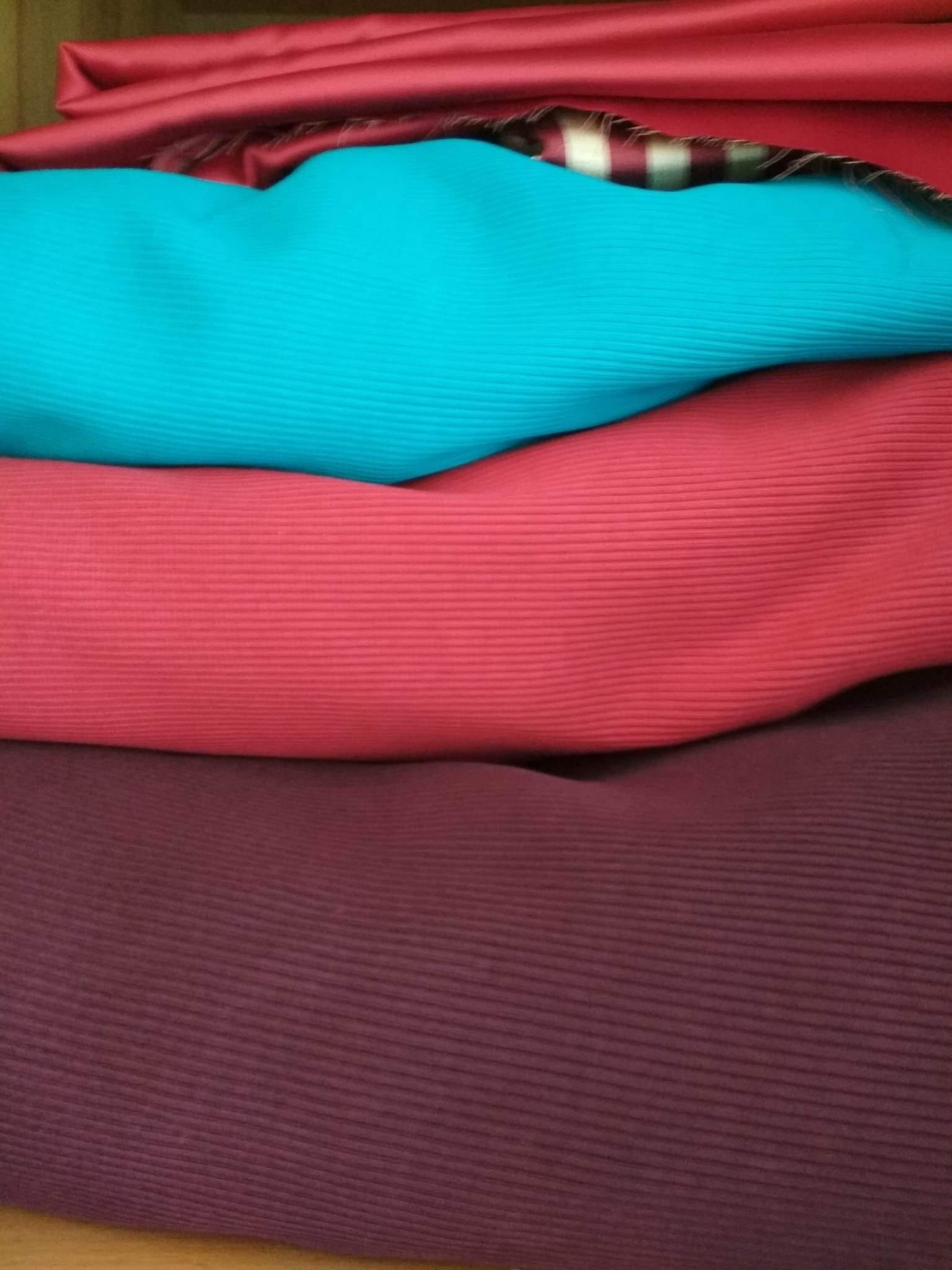 👖 Дамски клин. Материя  рипс, подходящ за сезона 