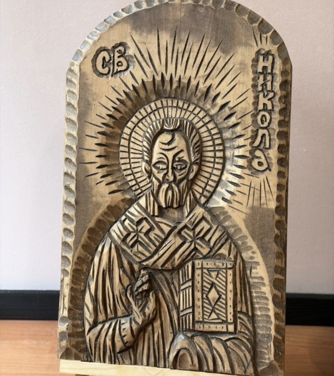 Ръчно изработена дърворезба икона Св. Никола