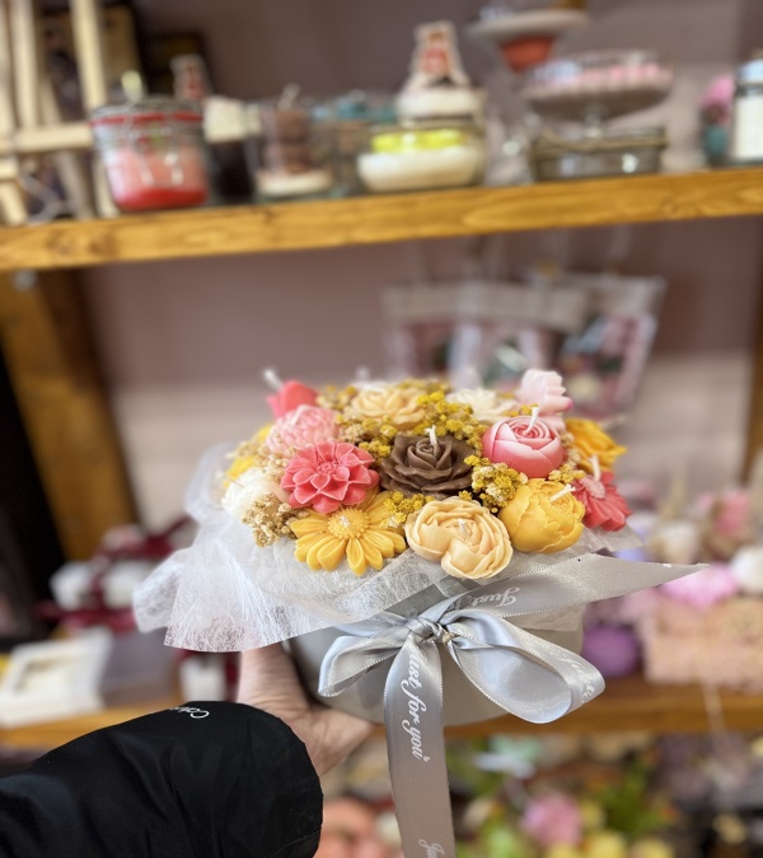 Ръчно изработен аранжиран букет от ароматни свещи – 