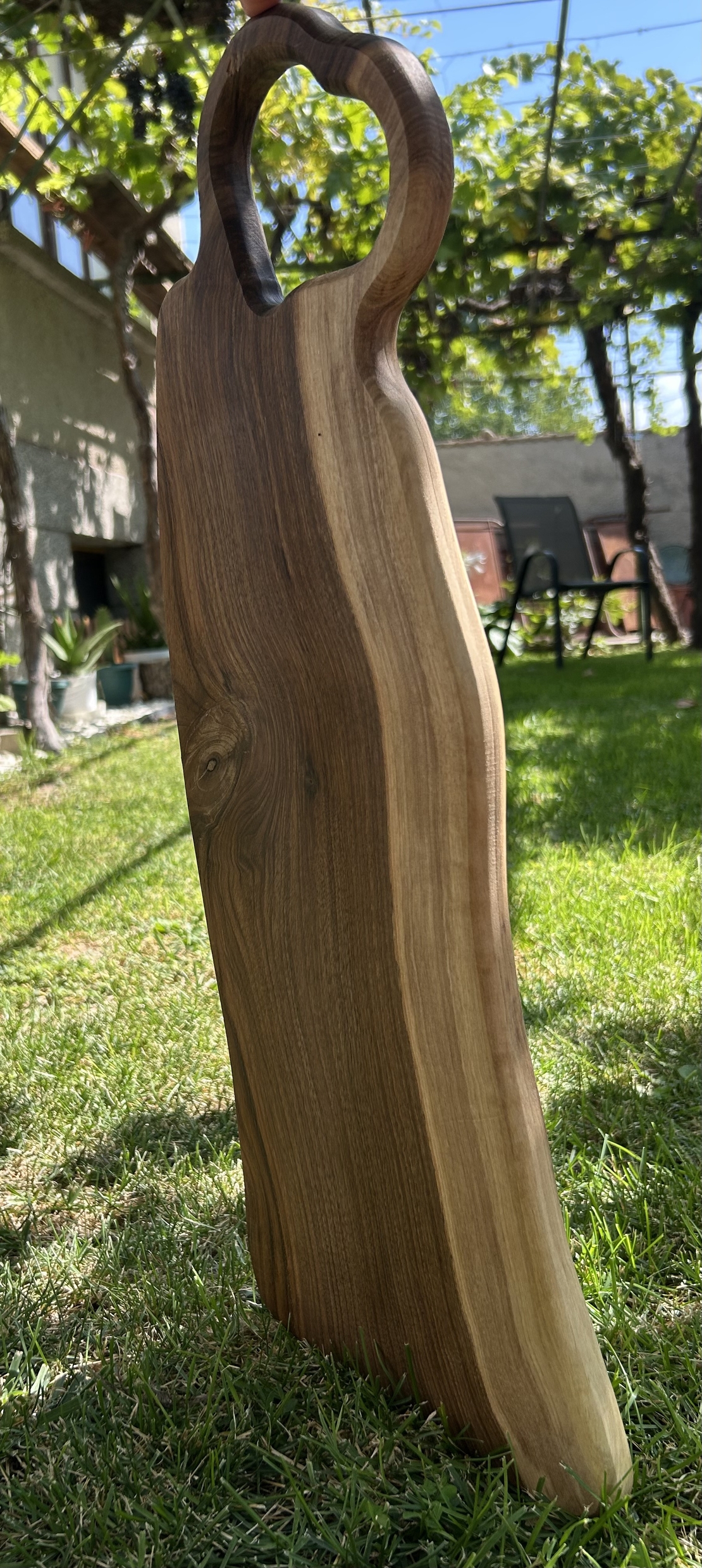 Удобна дъска за рязане от естествено дърво