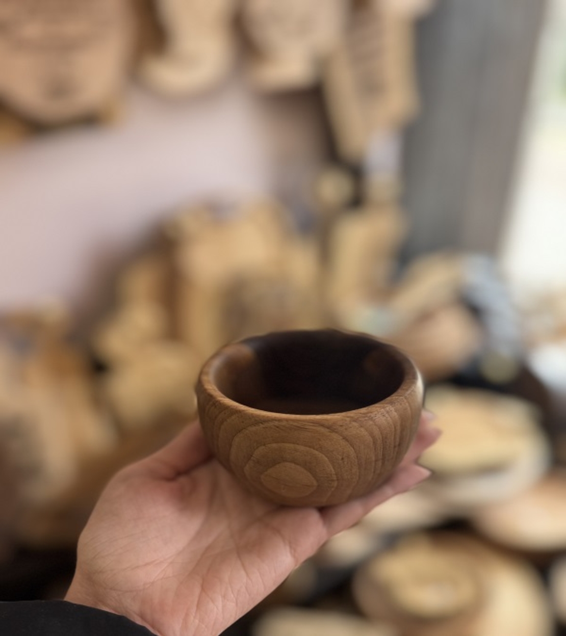 Дървена купичка орех