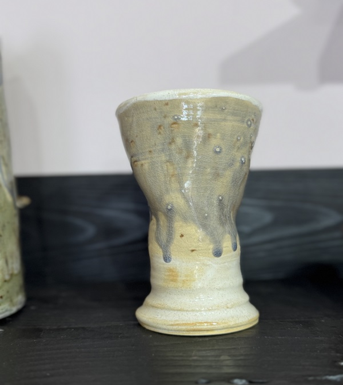 Авторска керамична ваза/чаша – Ръчна изработка от Емилия Милчева (Уникат)