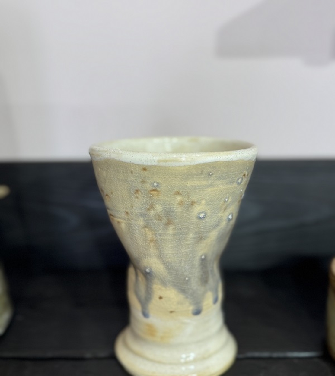 Авторска керамична ваза/чаша – Ръчна изработка от Емилия Милчева (Уникат)