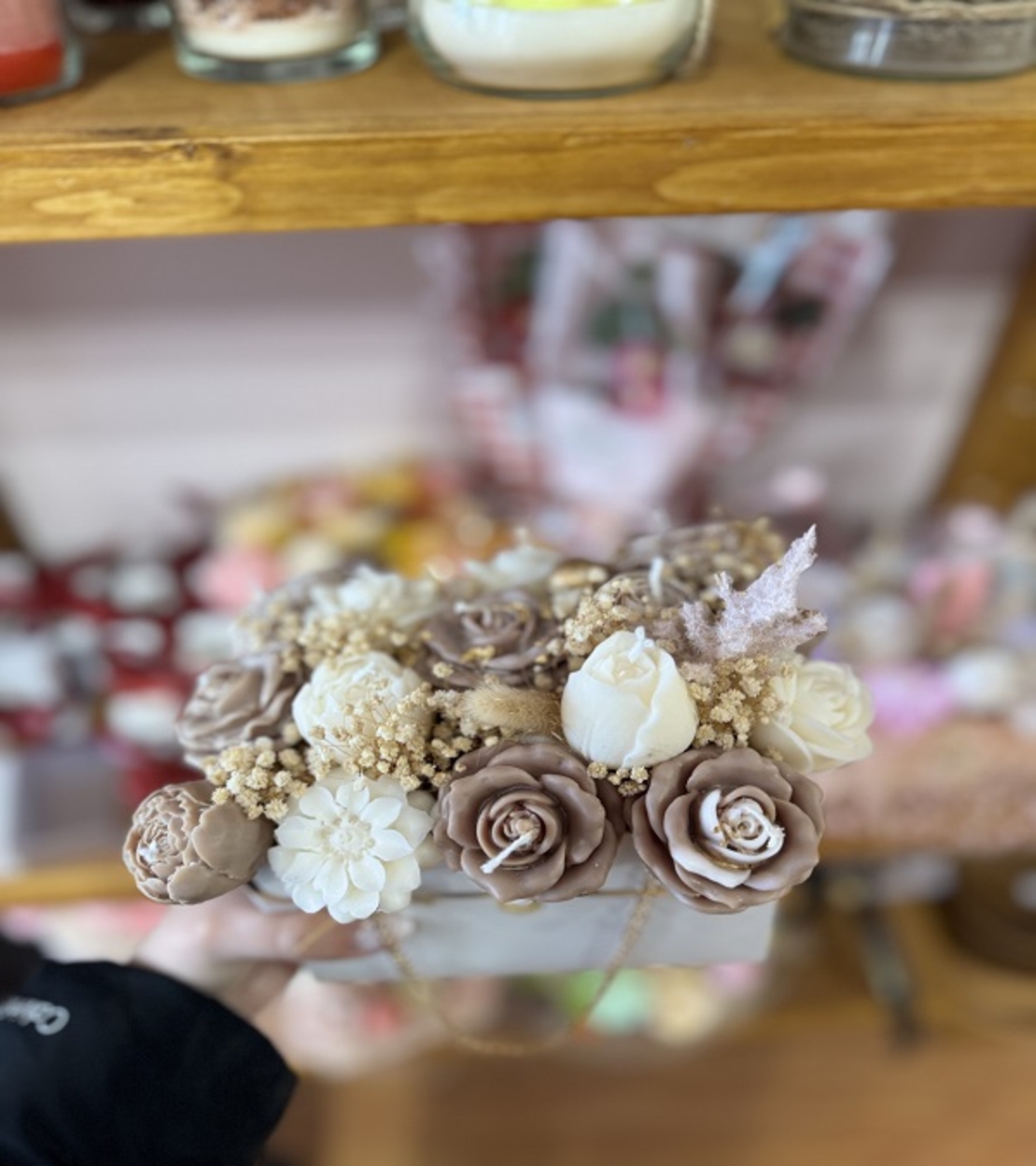 Ръчно изработен аранжиран букет от ароматни свещи – 