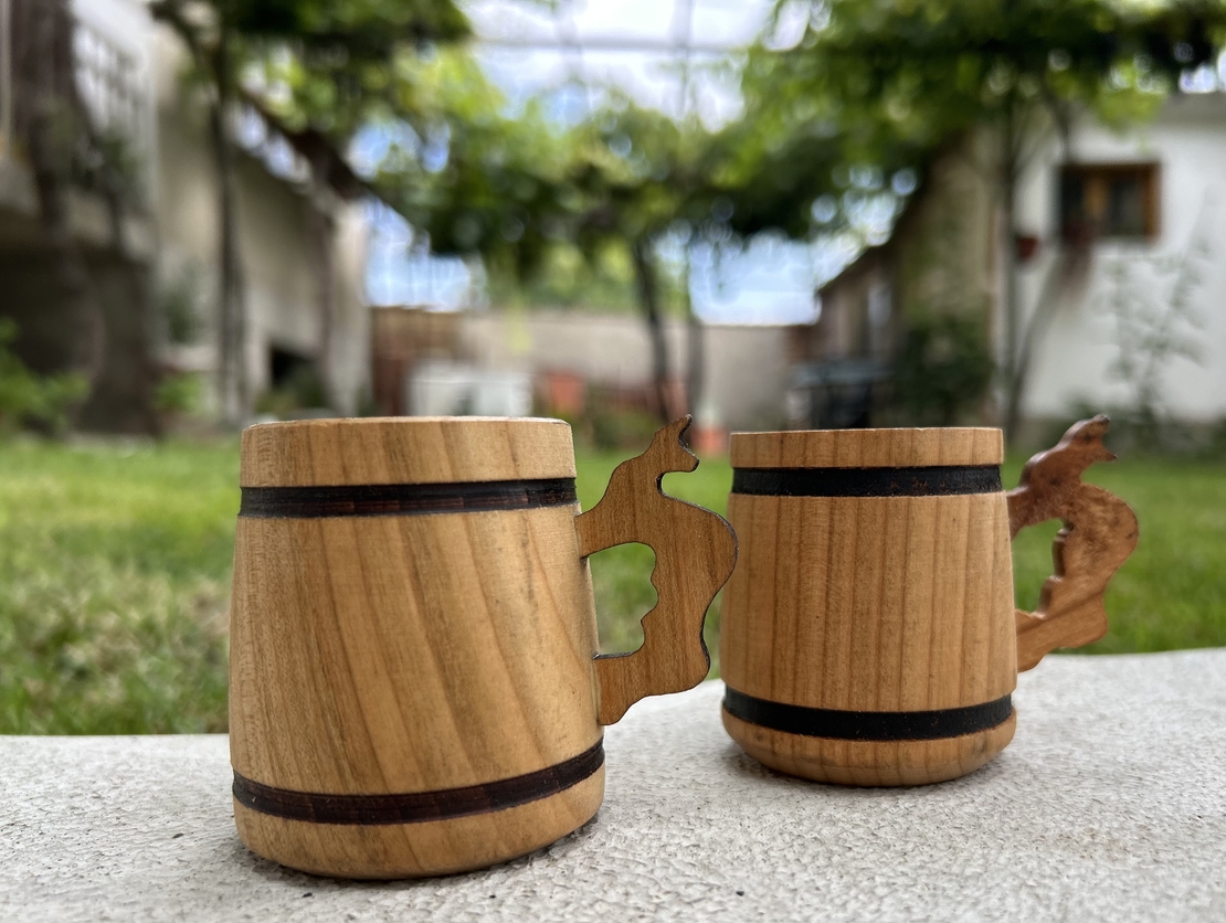 Мини дървена халба