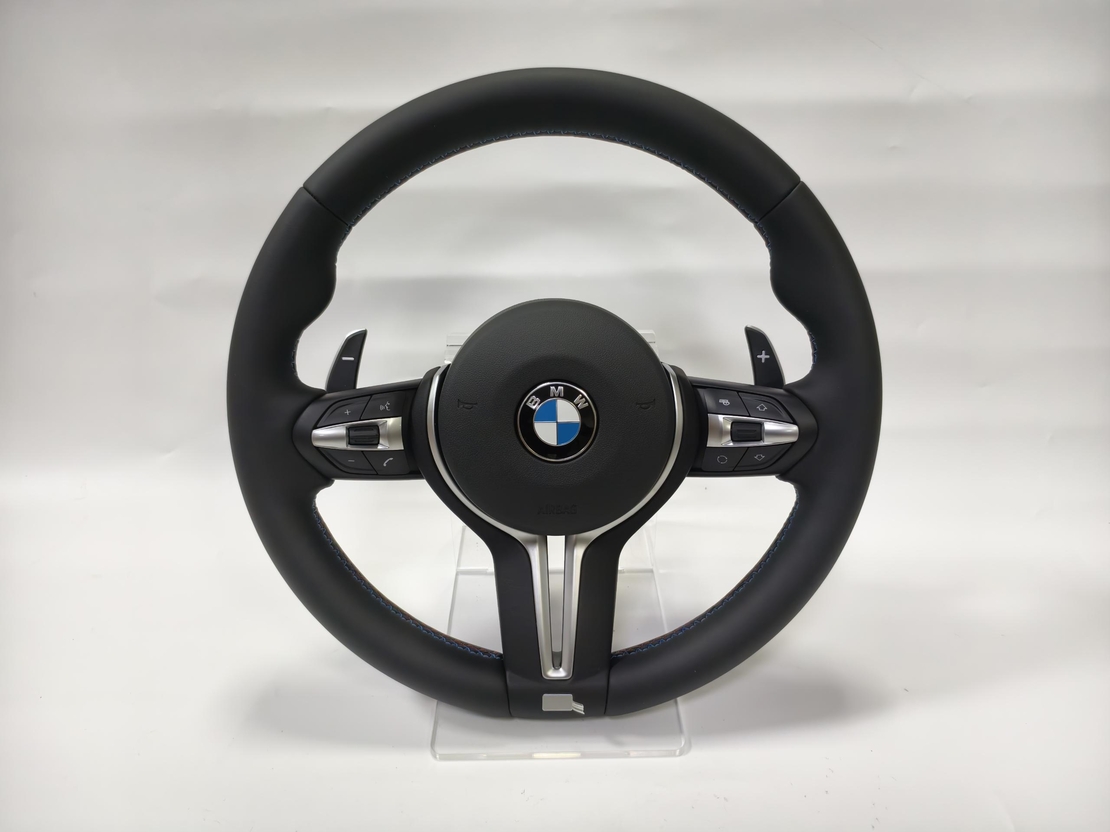 Кожен M Спортен Волан BMW F10/F11/F07/F06/F12/F13/M5/91/F92/F01/F02