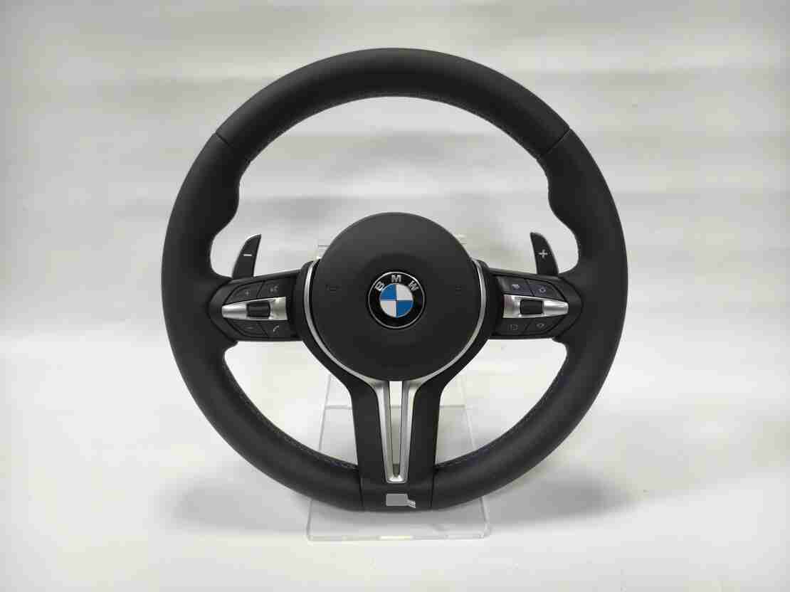 Кожен M Спортен Волан BMW F10/F11/F07/F06/F12/F13/M5/91/F92/F01/F02