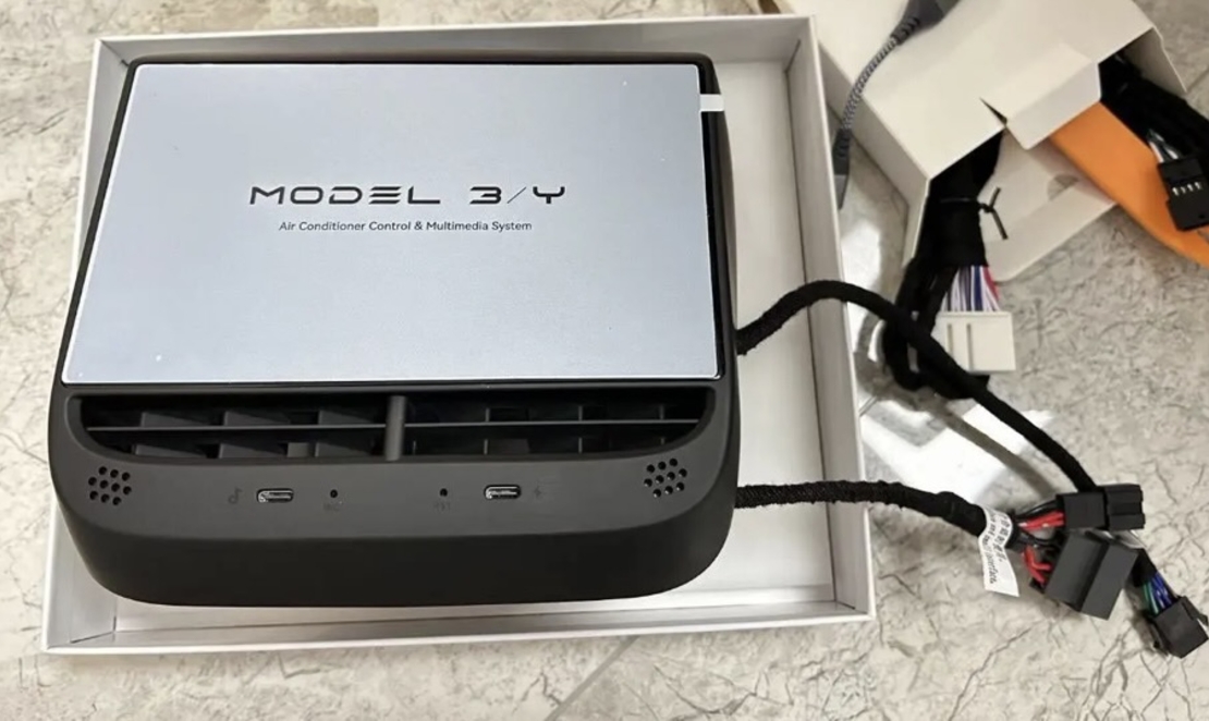 Tesla Model 3/Y Rear HeadUp Display/AndroidAuto/Carplay
