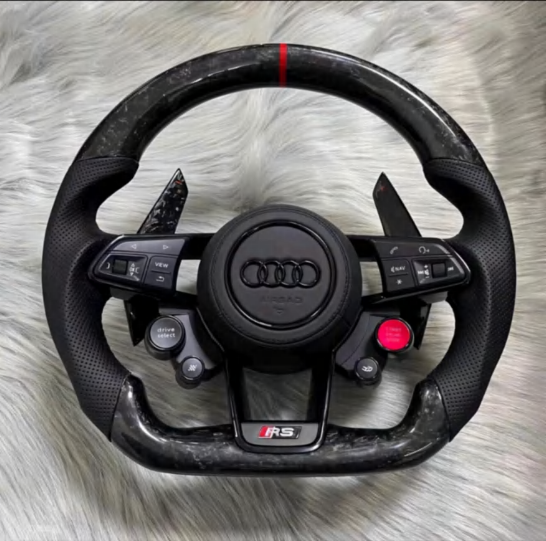 Audi RS спортен волан – A4, A5, A6, A7, Q5, Q7, Q8 (2019–2024) карбон