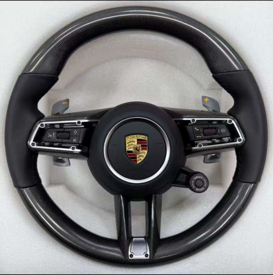 Porsche карбонов спортен волан с мултифункции и Drive Mode