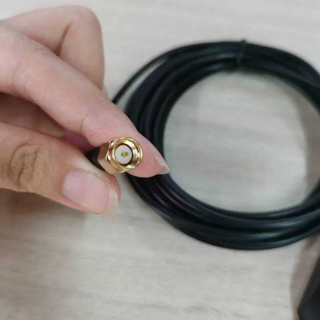 GPS Antenna for Car Multimedia/Navigation