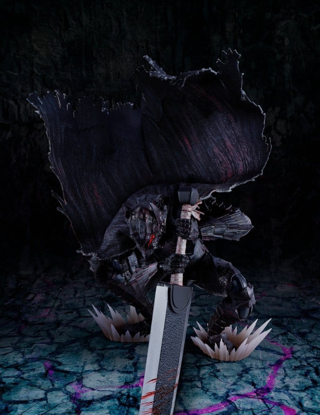 PRE-ORDER: Berserk S.H.Figuarts Екшън Фигурка Guts (Berserker Armor) - Heat of Passion- Battle Ver. 16 см.