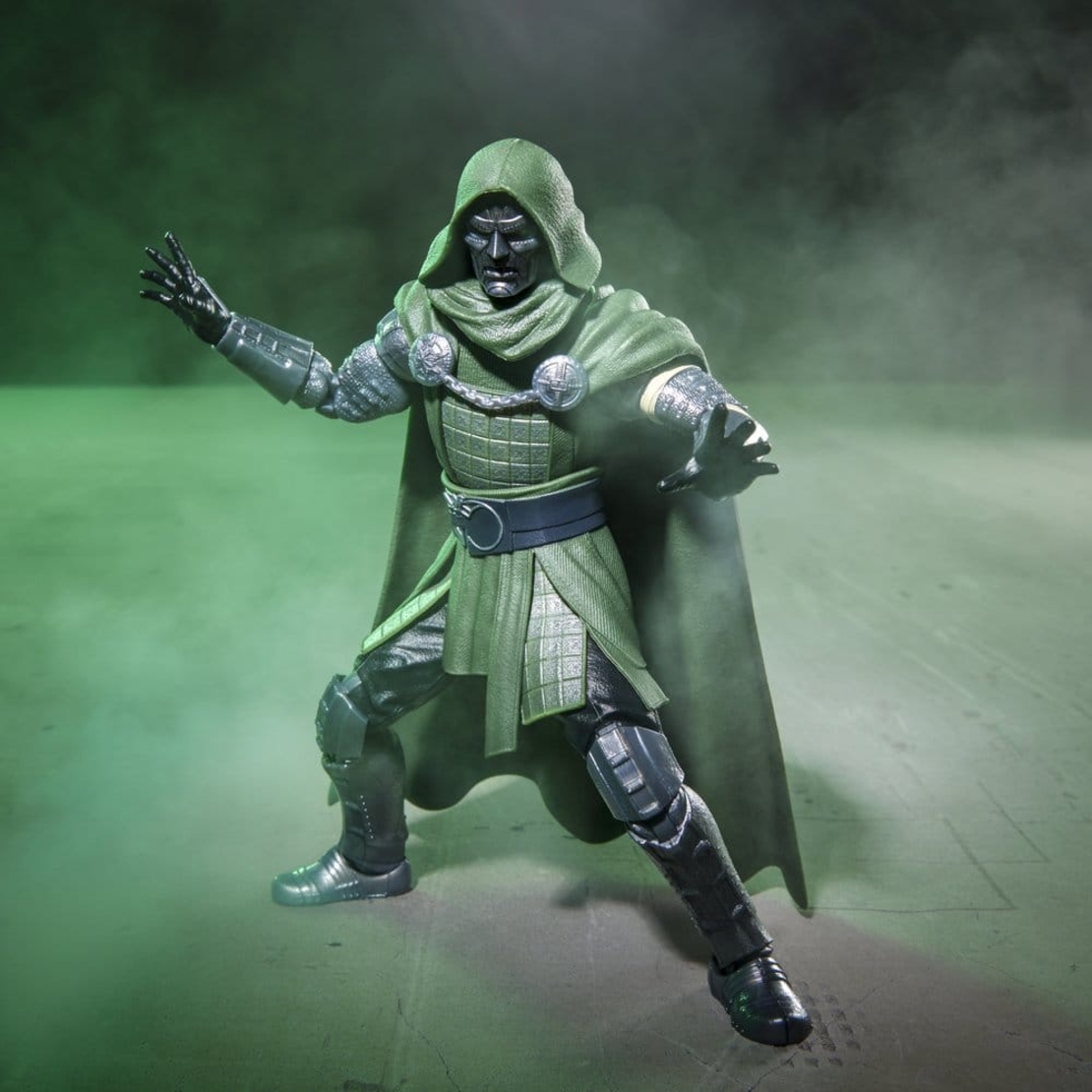 PRE-ORDER: Avengers: Doomsday - Doctor Doom Marvel Legends Екшън Фигурка 15 см.