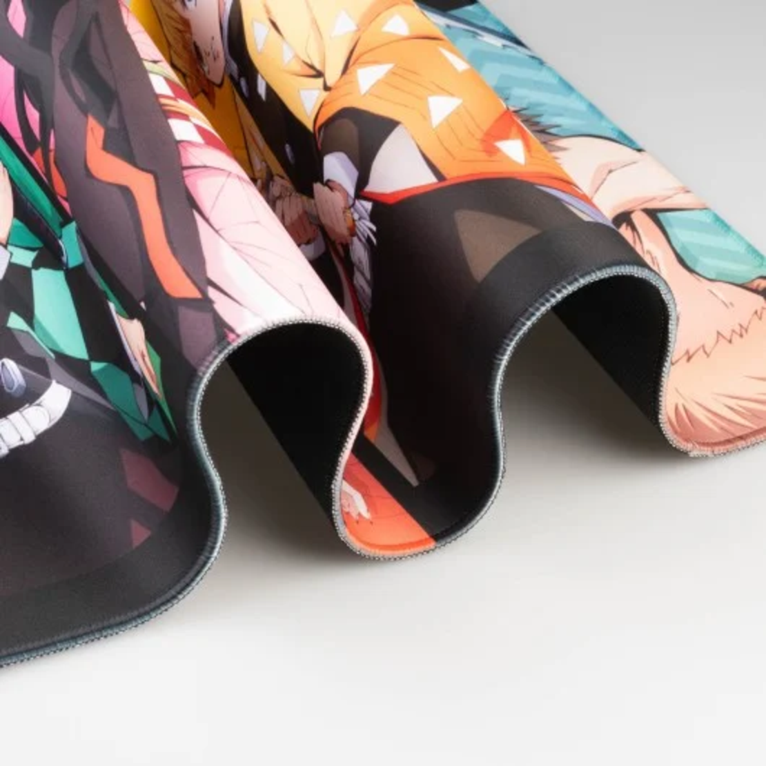 Demon Slayer - подложка за игра