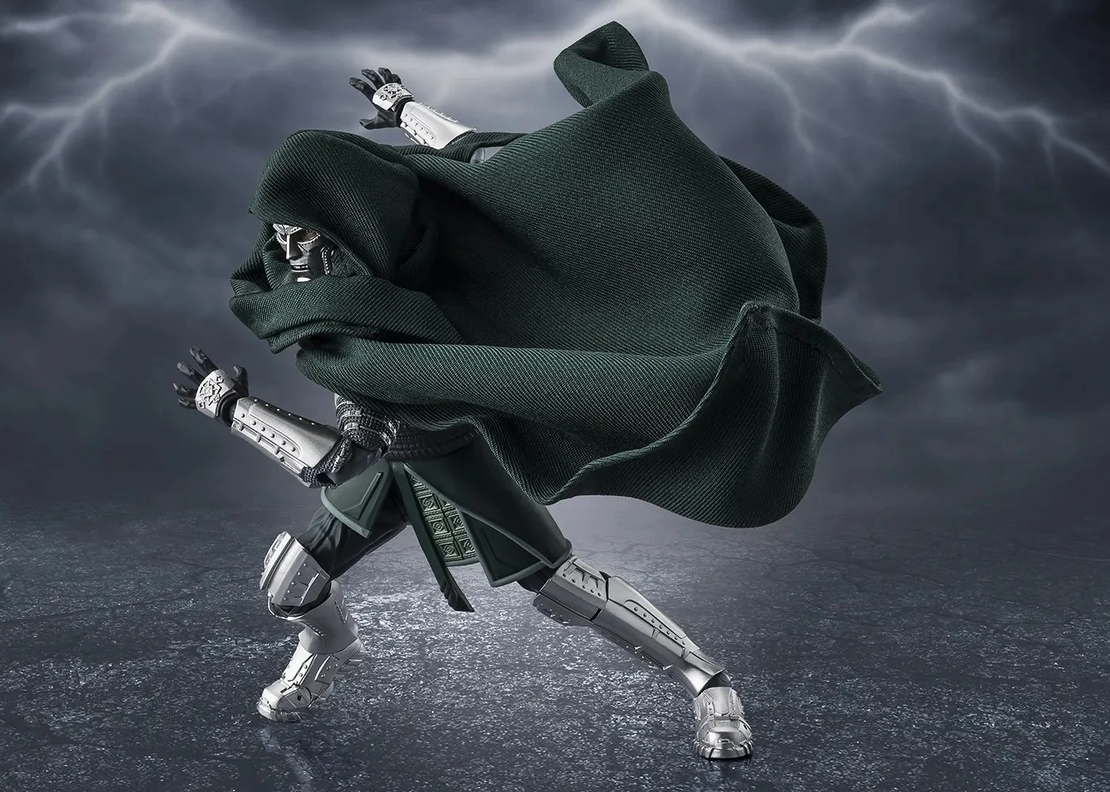 PRE-ORDER: Avengers: Doomsday - Doctor Doom S.H.Figuarts Екшън Фигурка 16 см.
