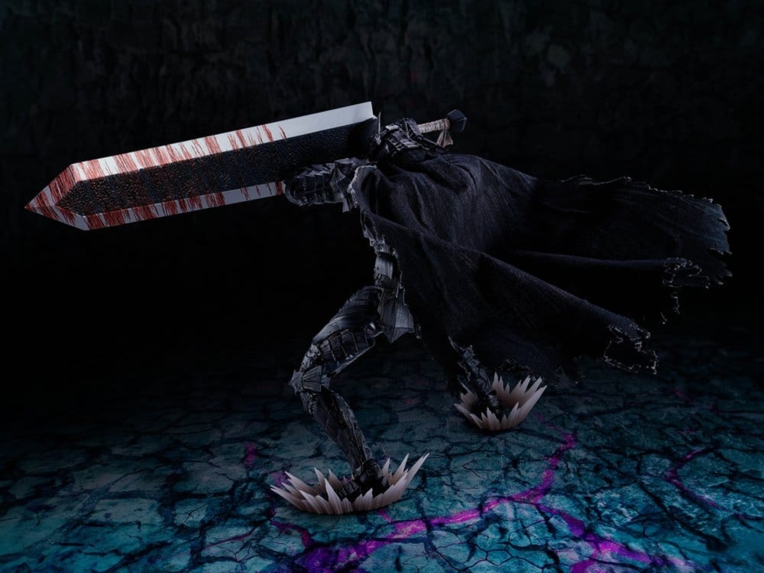 PRE-ORDER: Berserk S.H.Figuarts Екшън Фигурка Guts (Berserker Armor) - Heat of Passion- Battle Ver. 16 см.