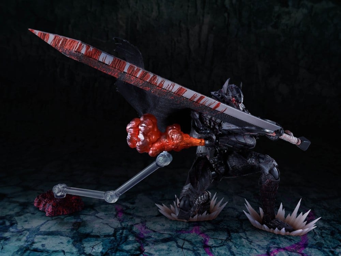 PRE-ORDER: Berserk S.H.Figuarts Екшън Фигурка Guts (Berserker Armor) - Heat of Passion- Battle Ver. 16 см.
