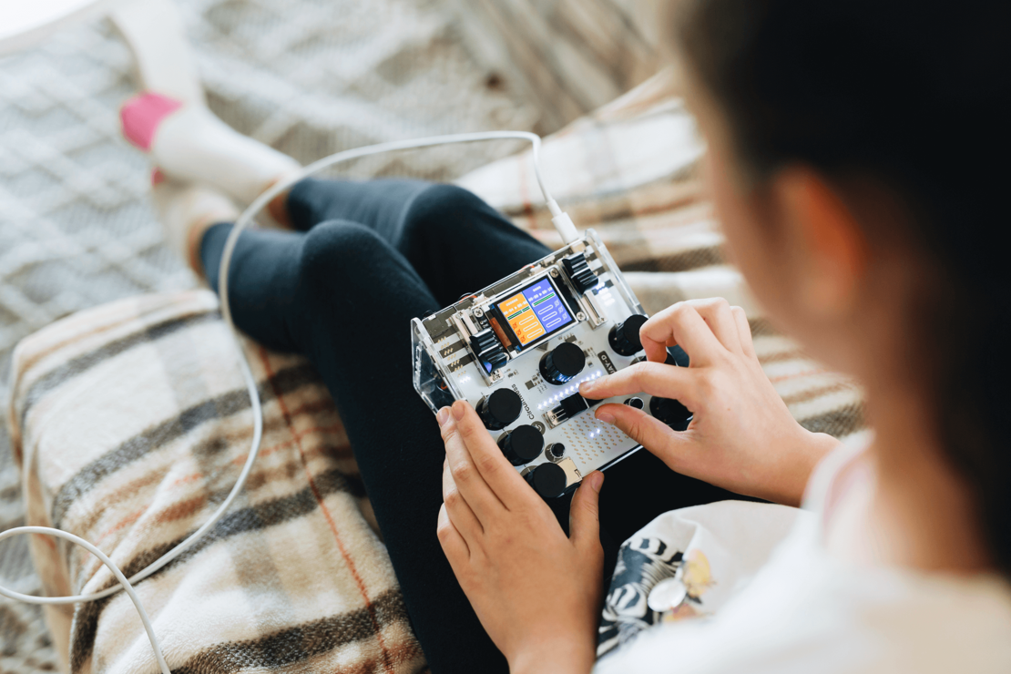 CircuitMess Jay-D - DIY DJ mixer