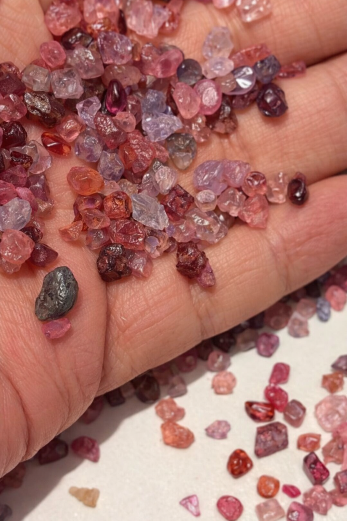 Шпинел Необработен