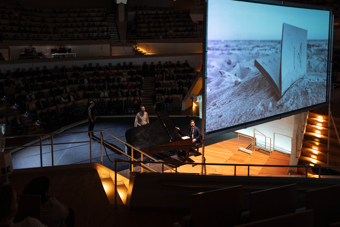 „Зимно пътуване“ / 17 Юни 2026, 19:00 - ТОПЛОЦЕНТРАЛА, София