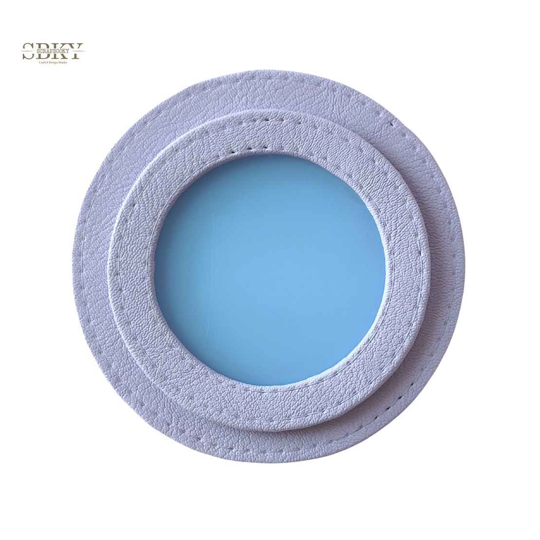 Shaker element with artificial leather, lavender color