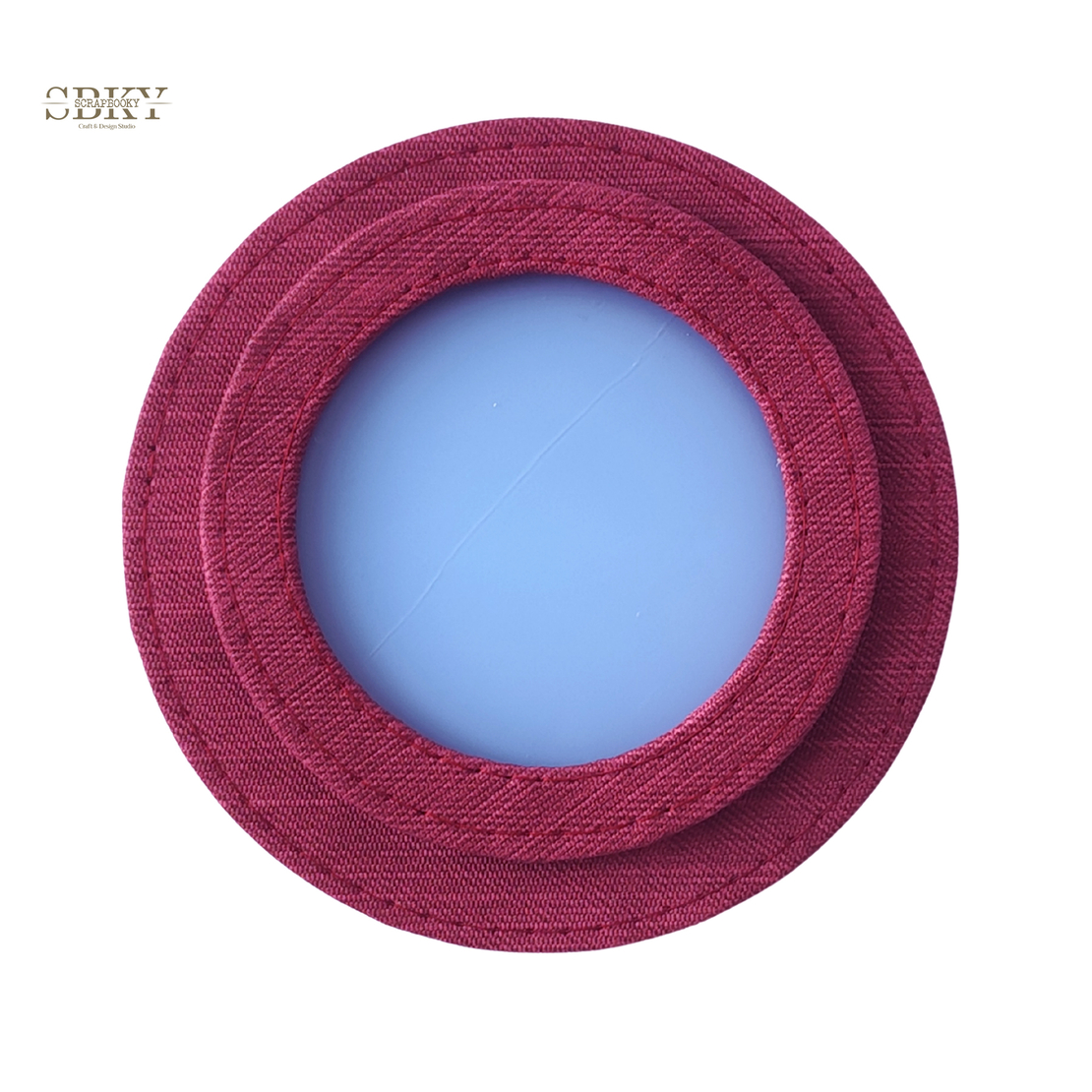 Shaker element with artificial leather, raspberry
