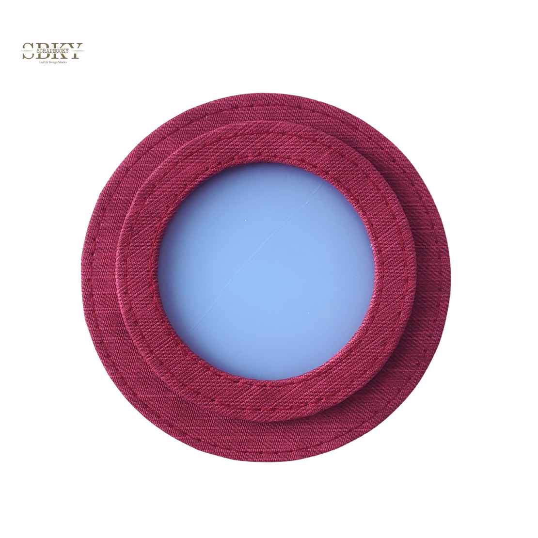 Shaker element with artificial leather, raspberry