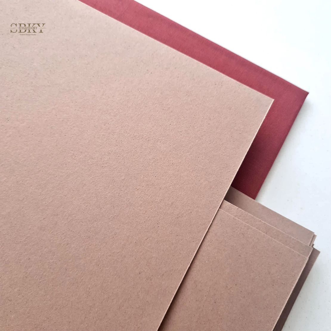 Blank Retro Album, wine