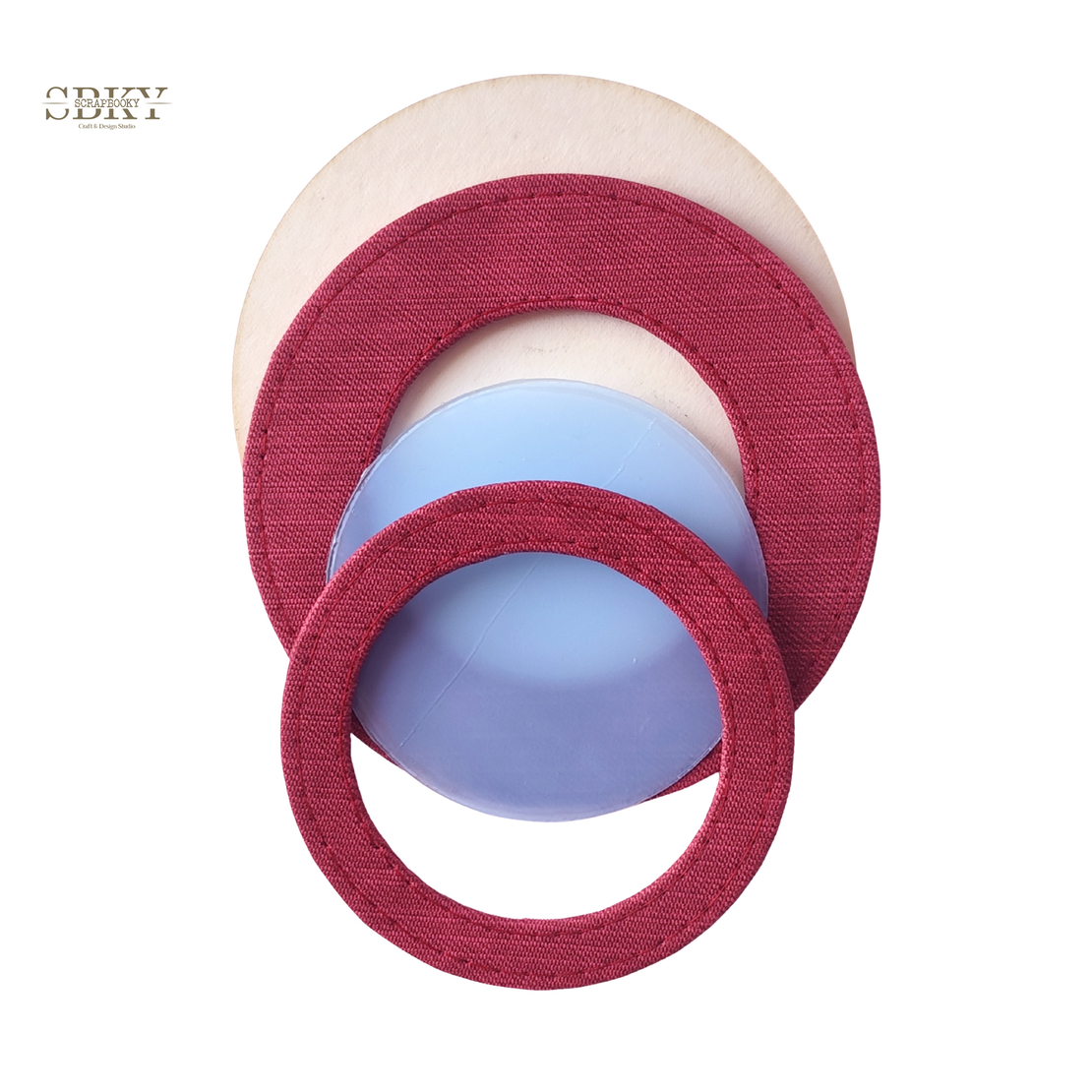 Shaker element with artificial leather, raspberry