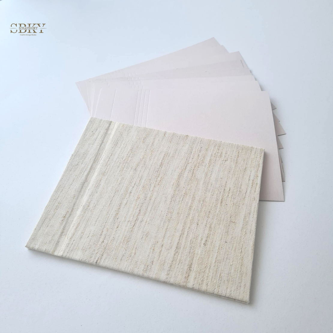 Blank Retro Album, melange