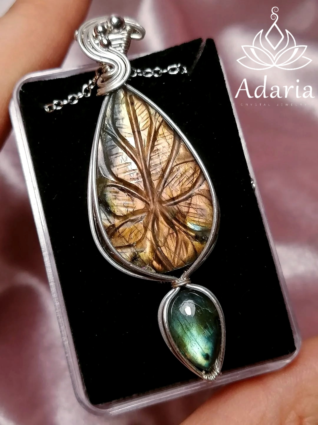 Сребърно колие с Лабрадорити