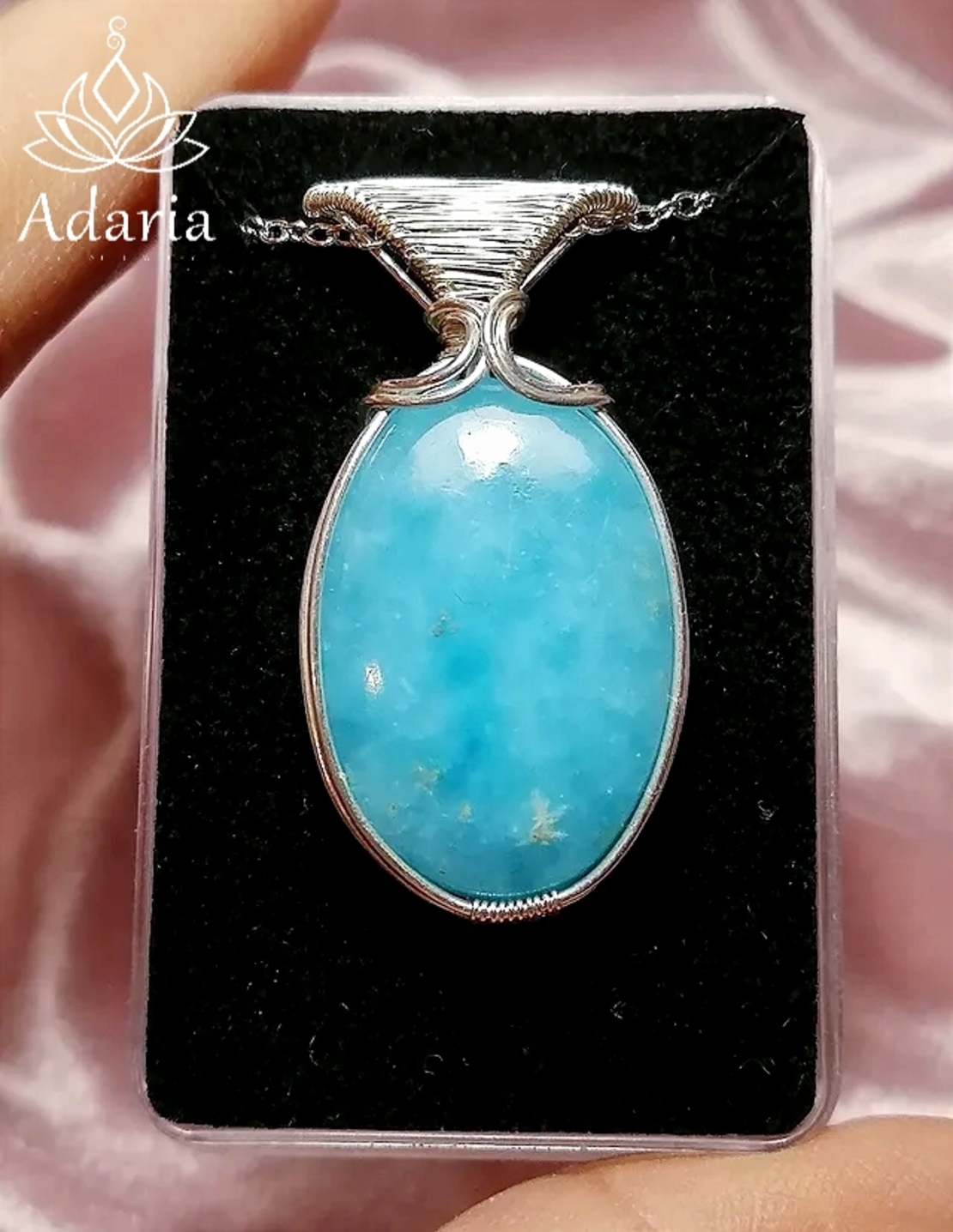 Сребърно колие с Хемиморфит