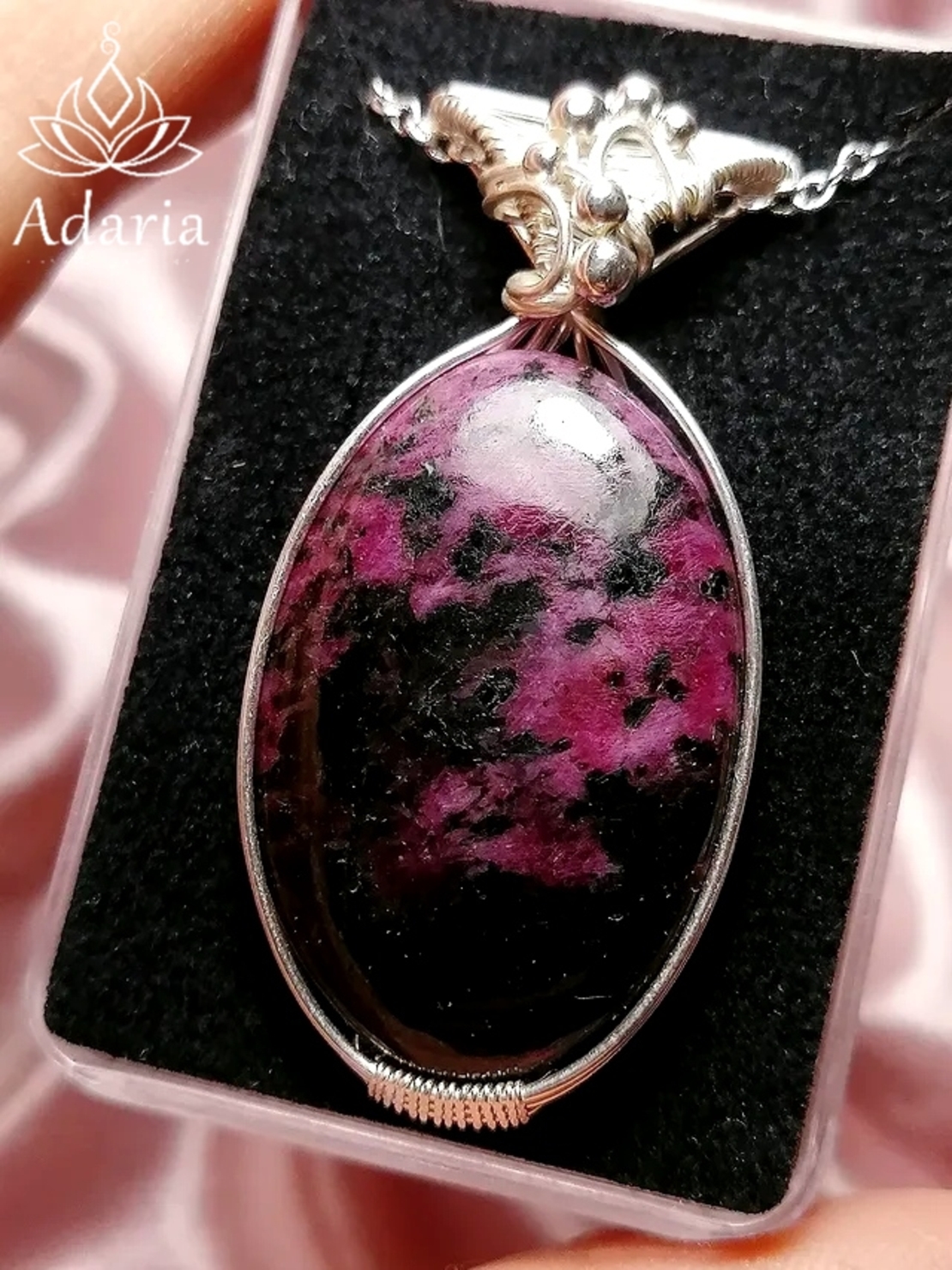 Сребърно колие с Рубин