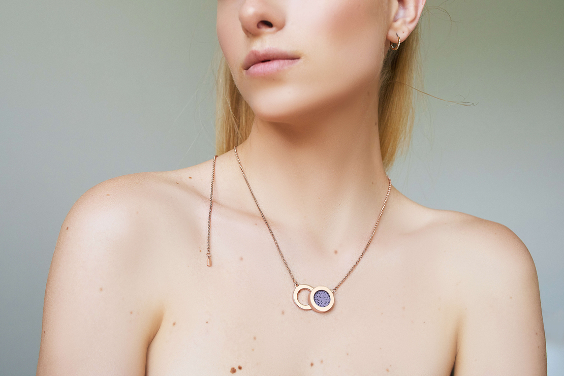 Eclipse - kолие с арома дифузер от 18-каратово злато