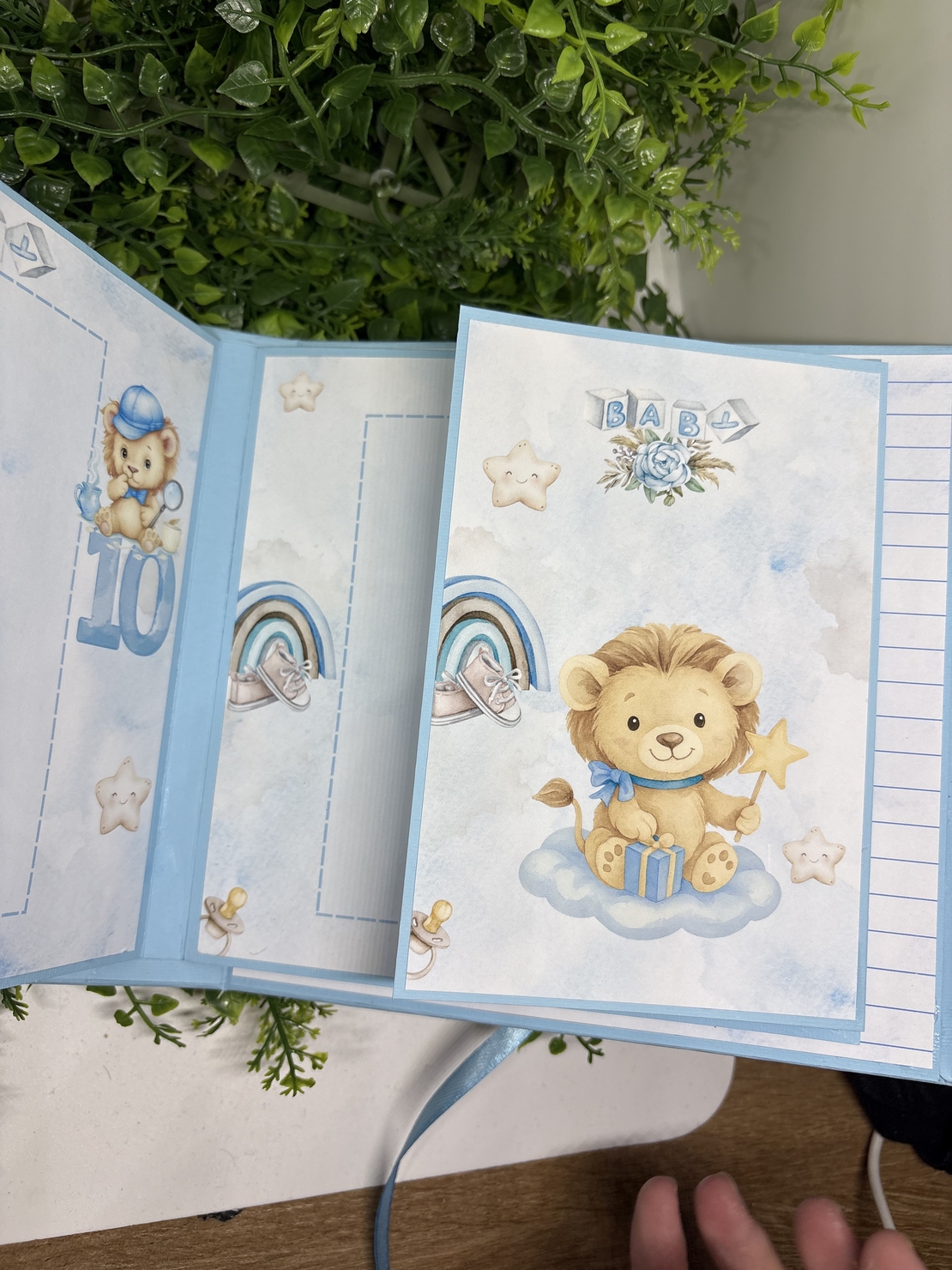 Албум-дневник „Сини лъвчета“ – персонализиран