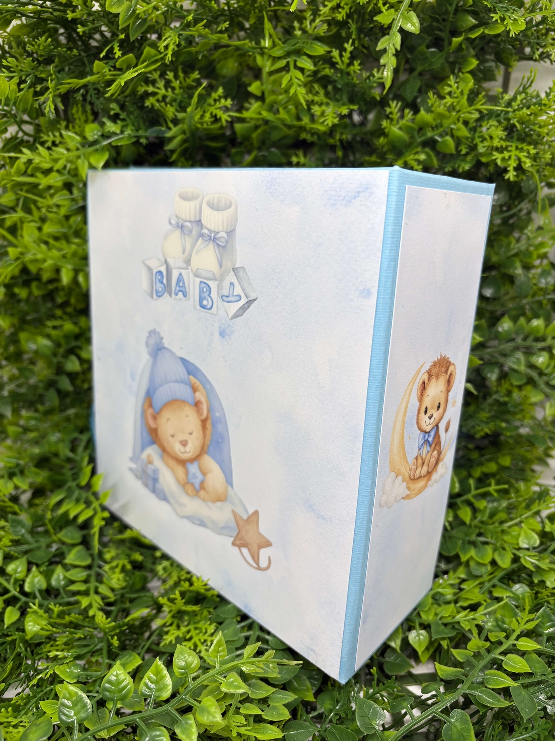 Албум-дневник „Сини лъвчета“ – персонализиран