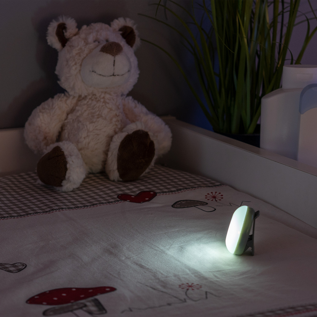  Клипс лампа Reer ClipLight, нежна светлина 