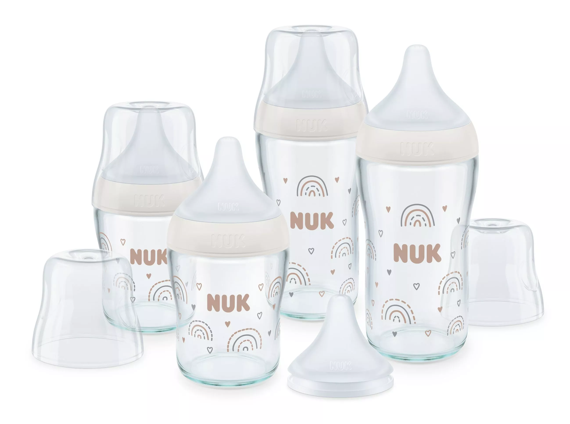 NUK Perfect Match Сет 5 Стъклени Шишета 2х120мл + 2х230мл с Допълнителен Биберон за Хранене U 1 Брой с Дъга