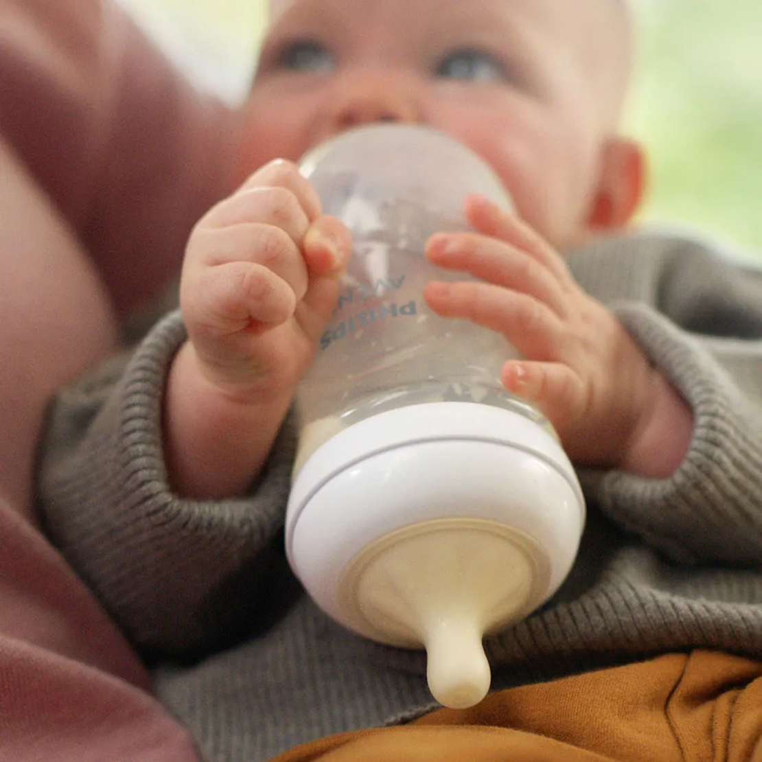 Philips AVENT SCY962/02 Natural Response Комплект от 2 Броя Биберони без протичане Поток 2 от 0м+